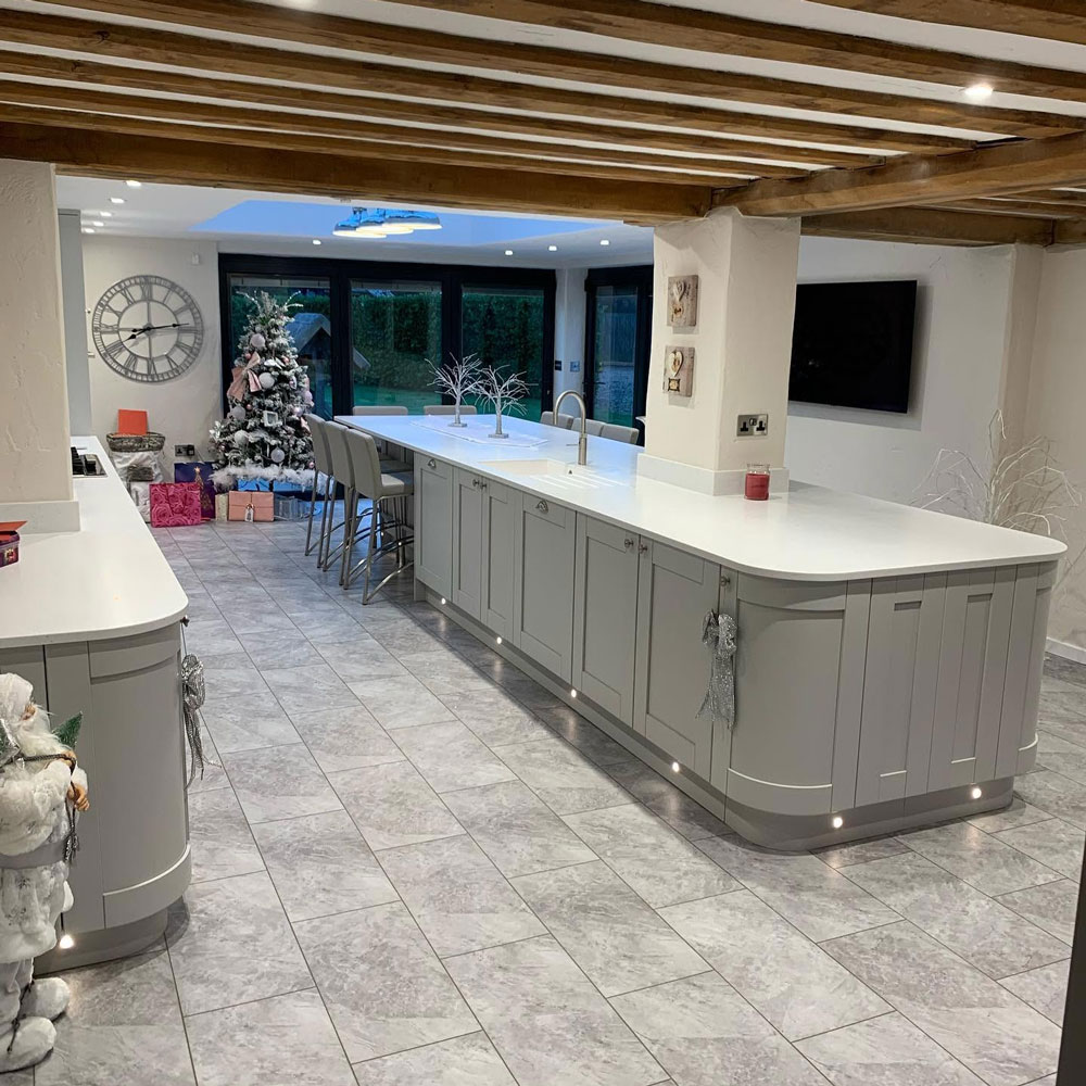 Top 2 Bottom Ltd new kitchen